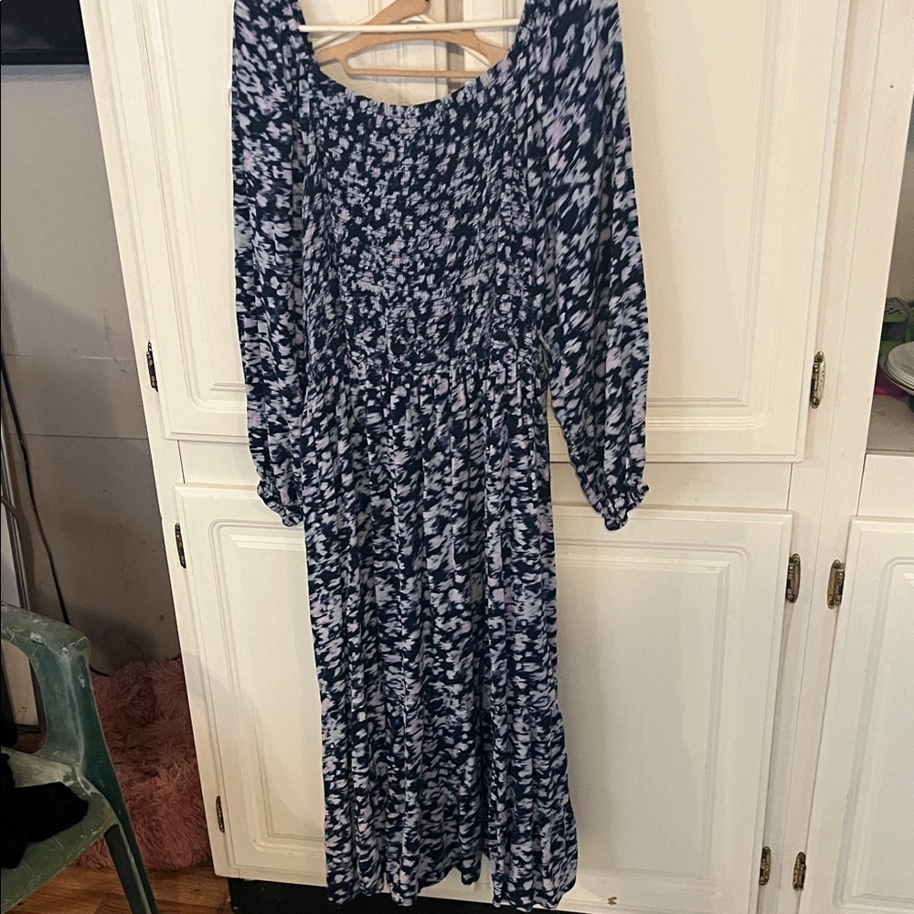 Elegant Blue and White Patterned Dress- Terra and Sky. 2x